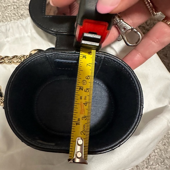 NFS Authentic Pre-owned CHANEL Lambskin Crossbody - Picture 11 of 12